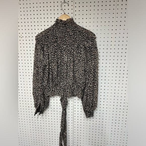 Bardot Animal Print Cropped Top - Picture 2 of 4